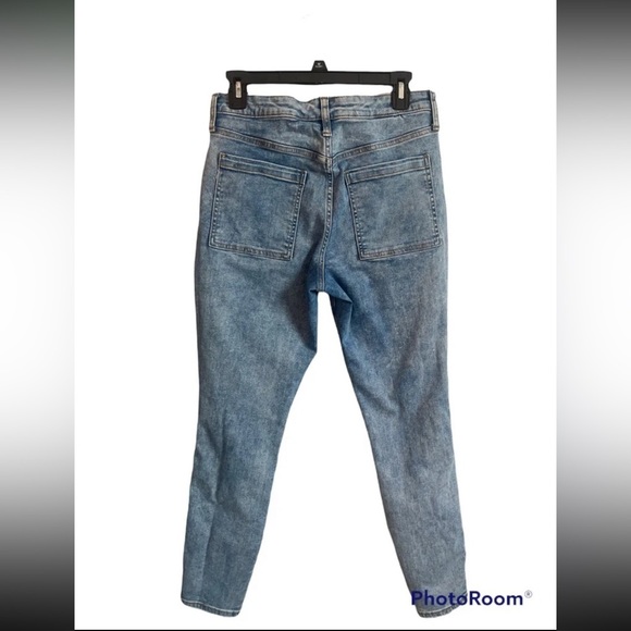Universal Thread Distressed High Waisted Skinny Jeans Size 8 - Picture 1 of 9